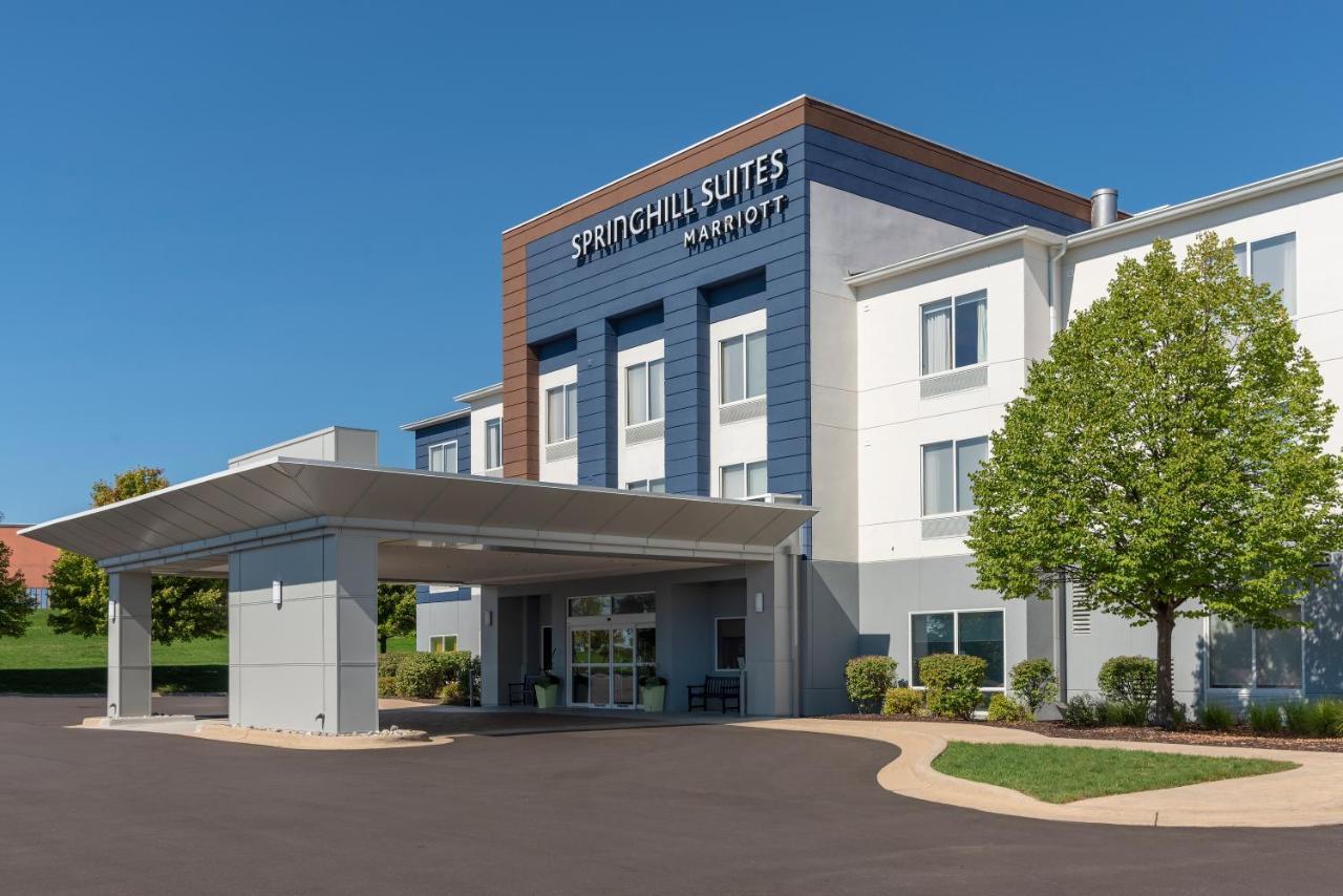 Springhill Suites Grand Rapids North Уолкер Экстерьер фото