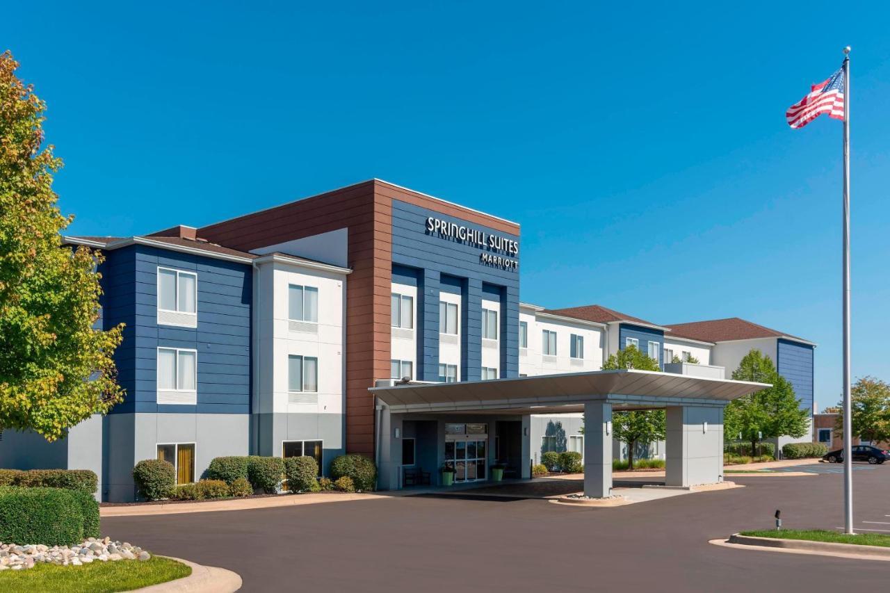 Springhill Suites Grand Rapids North Уолкер Экстерьер фото