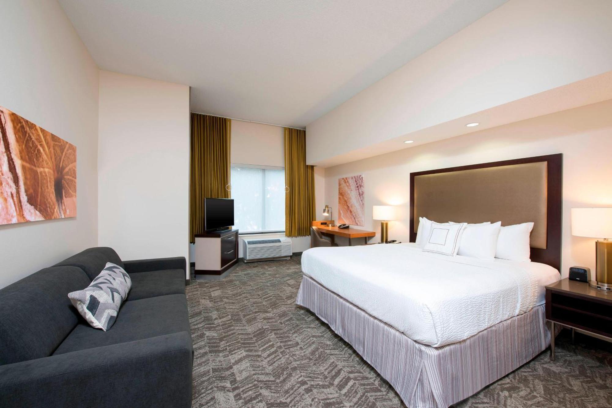 Springhill Suites Grand Rapids North Уолкер Экстерьер фото